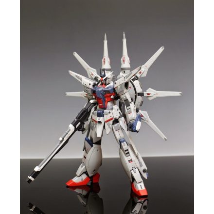 Bandai ZGMF-X666S Legend Gundam makett