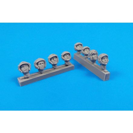 CMK Universal Military Pilot Heads w/helmets