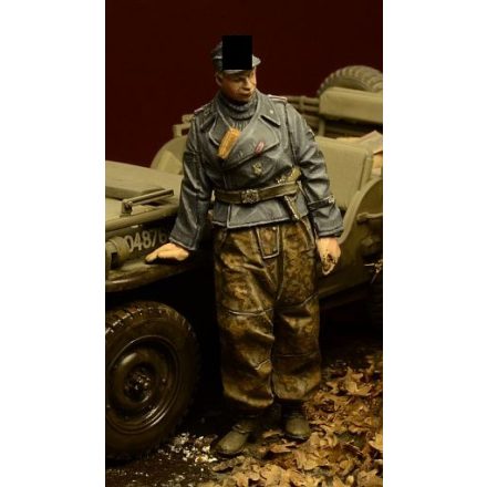 D-DAY miniature studio Waffen SS Tanker, Ardennes 1944