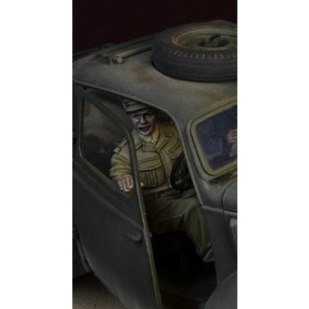 D-DAY miniature studio WWII British ATS driver