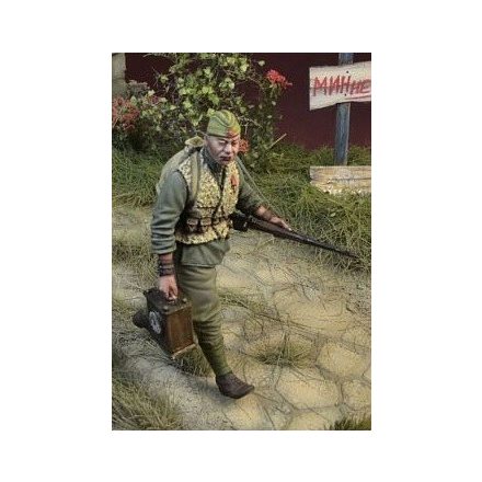 D-DAY miniature studio Soviet Trooper 1 "Time Collector" 1944-46