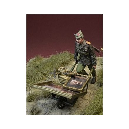 D-DAY miniature studio Soviet Trooper 4 "Art Connoisseur"