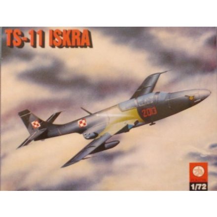 Plastyk Training Jet PZL TS-11 Iskra makett