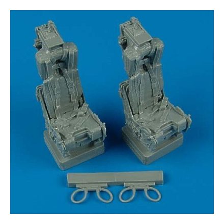 Quickboost McDonnell F-4C/F-4EJ/F-4J Phantom ejection seats with seat belts (Tamiya)