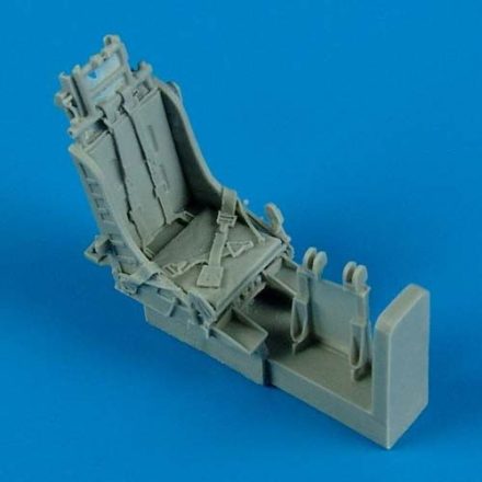 Quickboost Republic F-84G Thunderjet ejection seats with safety belts (Tamiya)